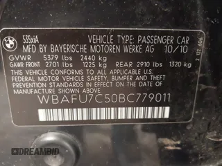 2011 BMW 5 Series 535i xDrive z VIN WBAFU7C50BC779011, wystawiony jako IAAI lot #42461512 z przebiegiem 136 980 mil mil oraz . Historia ofert i sprzedaży dostępna na DreamBid. Obrazek 9.