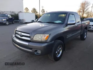 2006 Toyota Tundra SR5 with VIN 5TBRU34126S482999, listed as a IAAI auction lot 41430495 with 143,974 mi miles and . Bid and sale history available at DreamBid. Image 2.