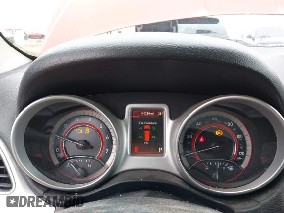 2014 Dodge Journey American Value Pkg with VIN 3C4PDCAB7ET192838, listed as a IAAI auction lot 41917129 with 141,286 mi miles. Bid and sale history available at carsss.com. Image 7.
