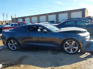 2016 Chevrolet Camaro 2SS with VIN 1G1FG1R71G0122171, listed as a IAAI auction lot 41304137 with 1 mi miles. Bid and sale history available at carsss.com. Image 12.