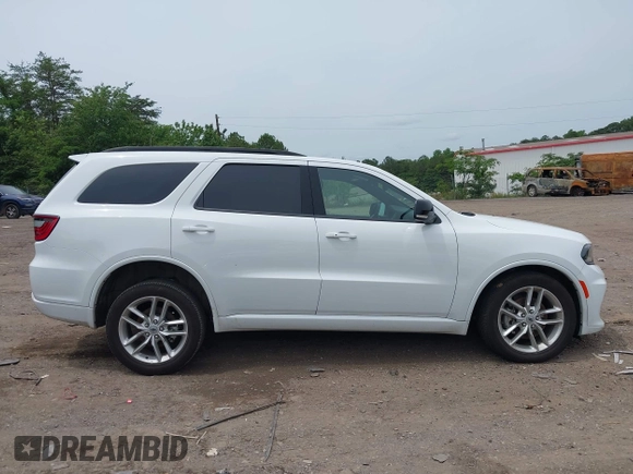2024 Dodge Durango GT Plus z VIN 1C4RDJDG3RC237862, wystawiony jako IAAI lot #42215978 z przebiegiem 28 392 mil mil oraz . Historia ofert i sprzedaży dostępna na DreamBid. Obrazek 13.
