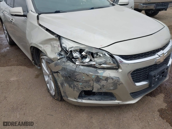2015 Chevrolet Malibu LTZ with VIN 1G11F5SL3FF328986, listed as a IAAI auction lot 41578501 with 147,998 mi miles. Bid and sale history available at carsss.com. Image 6.