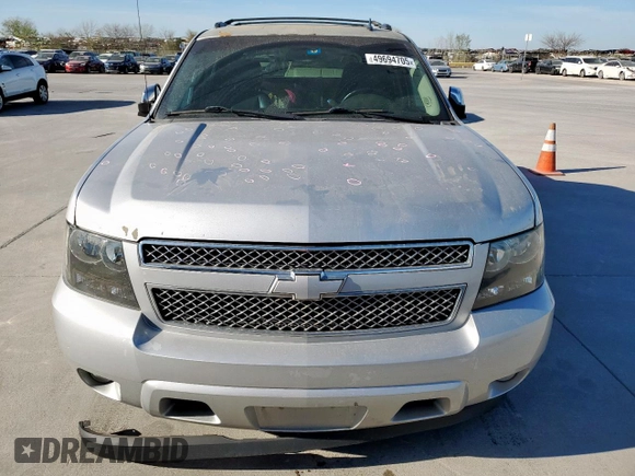 2013 Chevrolet Avalanche LTZ with VIN 3GNMCGE03DG132995, listed as a Copart auction lot 49694705 with 174,506 mi miles and Salvage title. Bid and sale history available at DreamBid. Image 5.