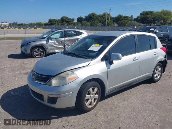 2009 Nissan Versa 1.8 SL with VIN 3N1BC13E39L474041, listed as a IAAI auction lot 41739792 with 43,781 mi miles. Bid and sale history available at carsss.com. Image 17.