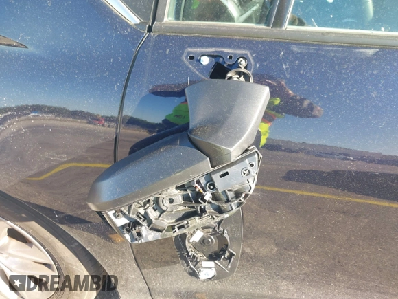 2023 Toyota Sienna XLE с VIN 5TDJSKFC6PS099555, выставлен на аукционе IAAI как лот 41743763 с пробегом 23 516 миль миль и . История ставок и продаж доступна на DreamBid. Изображение 18.