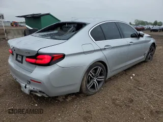 2021 BMW 5 Series 530i xDrive с VIN WBA13BJ03MWX11424, выставлен на аукционе Copart как лот 57849405 с пробегом 28 729 миль миль и Списание • Salvage title. История ставок и продаж доступна на DreamBid. Изображение 3.