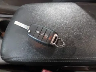 2016 Kia Optima LX z VIN 5XXGT4L38GG109351, wystawiony jako IAAI lot #42282193 z przebiegiem 75 076 mil mil oraz . Historia ofert i sprzedaży dostępna na DreamBid. Obrazek 11.