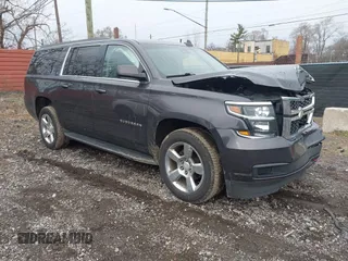 2016 Chevrolet Suburban LS with VIN 1GNSKGKC8GR416555, listed as a IAAI auction lot 41230592 with 140,549 mi miles. Bid and sale history available at carsss.com. Image 1.