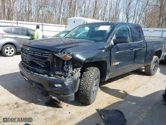 2015 Chevrolet Silverado 1500 LT with VIN 1GCVKREC4FZ434840, listed as a IAAI auction lot 41777732 with 224,400 mi miles. Bid and sale history available at carsss.com. Image 2.