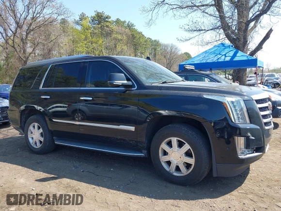 2019 Cadillac Escalade Luxury z VIN 1GYS4BKJ2KR214785, wystawiony jako IAAI lot #42026285 z przebiegiem 91 252 mil mil oraz . Historia ofert i sprzedaży dostępna na DreamBid. Obrazek 13.