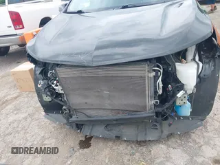 2022 Chevrolet Equinox LT z VIN 3GNAXJEV4NL171703, wystawiony jako IAAI lot #42294884 z przebiegiem 80 361 mil mil oraz . Historia ofert i sprzedaży dostępna na DreamBid. Obrazek 6.
