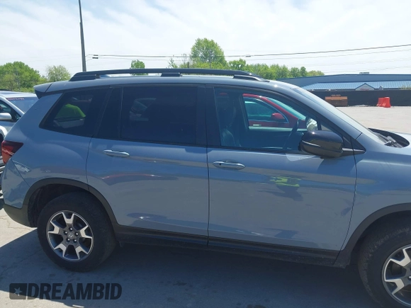 2022 Honda Passport TrailSport with VIN 5FNYF8H6XNB023013, listed as a IAAI auction lot 42274071 with 31,471 mi miles and . Bid and sale history available at DreamBid. Image 14.