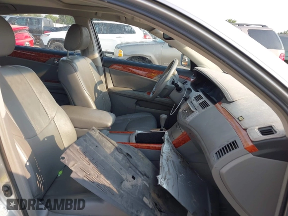 2006 Toyota Avalon XL with VIN 4T1BK36B86U078276, listed as a IAAI auction lot 40260442 with 136,502 mi miles. Bid and sale history available at carsss.com. Image 5.