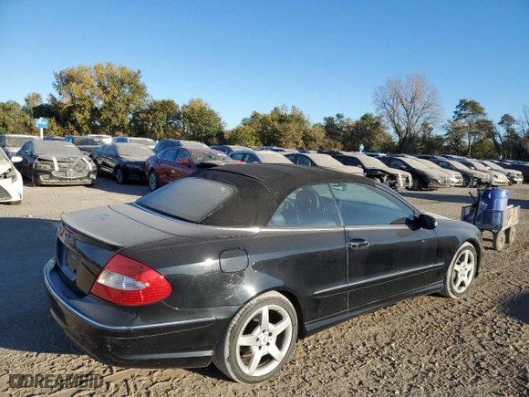 2009 Mercedes-Benz CLK-Class 3.5L with VIN WDBTK56F09F263615, listed as a Copart auction lot 75877104 with 162,245 mi miles and Salvage Title. Bid and sale history available at carsss.com. Image 3.