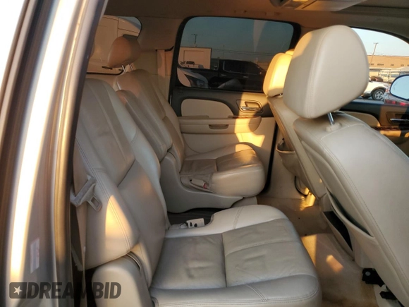 2008 Chevrolet Suburban LTZ with VIN 3GNFC16J78G204719, listed as a Copart auction lot 76814694 with 258,396 mi miles and Salvage Title. Bid and sale history available at carsss.com. Image 11.