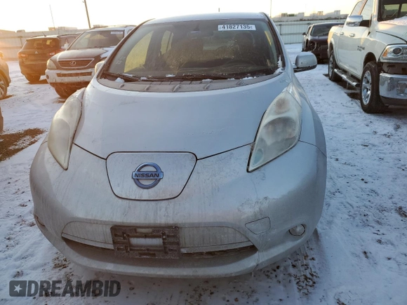 2015 Nissan LEAF SV with VIN 1N4AZ0CP8FC316522, listed as a Copart auction lot 41827135 with 52,635 mi miles and Salvage Title. Bid and sale history available at carsss.com. Image 5.