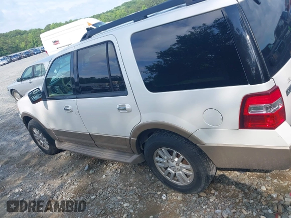 2013 Ford Expedition XLT с VIN 1FMJU1H5XDEF02260, выставлен на аукционе IAAI как лот 42467056 с пробегом 192 201 миль миль и . История ставок и продаж доступна на DreamBid. Изображение 14.