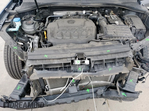 2022 Volkswagen Tiguan SE R-Line Black z VIN 3VVCB7AXXNM113777, wystawiony jako Copart lot #58150395 z przebiegiem 61 921 mil mil oraz Szkoda całkowita • Salvage title. Historia ofert i sprzedaży dostępna na DreamBid. Obrazek 12.