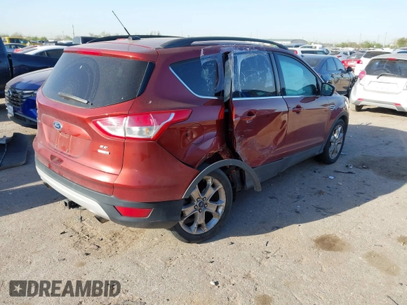 2015 Ford Escape SE with VIN 1FMCU9G93FUC32776, listed as a IAAI auction lot 41849714 with 135,875 mi miles. Bid and sale history available at carsss.com. Image 4.