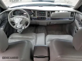 2001 Buick Park Avenue Ultra with VIN 1G4CU541814282461, listed as a Copart auction lot 60746854 with 122,098 mi miles and Clean Title. Bid and sale history available at carsss.com. Image 8.