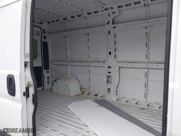 2023 Ram ProMaster Cargo Van with VIN 3C6LRVDG2PE596292, listed as a IAAI auction lot 41948438 with 40,662 mi miles. Bid and sale history available at carsss.com. Image 7.