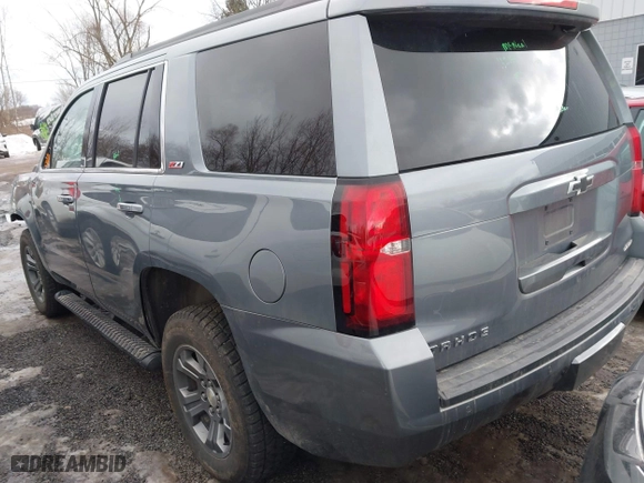 2018 Chevrolet Tahoe LT with VIN 1GNSKBKC4JR183090, listed as a IAAI auction lot 41427881 with 114,031 mi miles. Bid and sale history available at carsss.com. Image 3.
