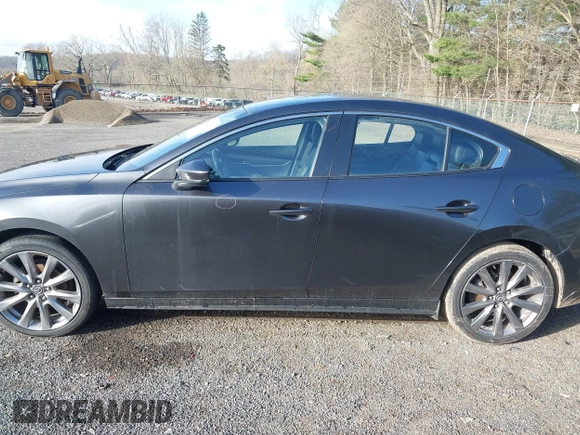 2019 Mazda 3 Select with VIN JM1BPACL1K1109354, listed as a IAAI auction lot 41863243 with 58,520 mi miles and . Bid and sale history available at DreamBid. Image 15.