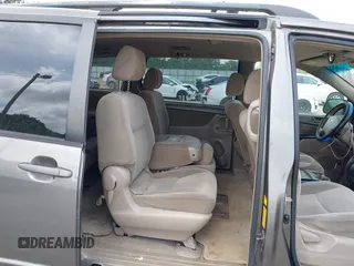 2004 Toyota Sienna CE with VIN 5TDZA23C74S150079, listed as a IAAI auction lot 42162326 with 270,795 mi miles and . Bid and sale history available at DreamBid. Image 8.