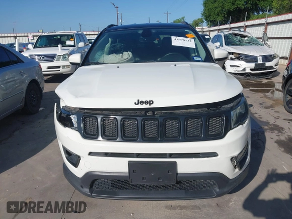 2018 Jeep Compass Latitude with VIN 3C4NJCBB3JT407981, listed as a IAAI auction lot 41998122 with 82,220 mi miles and . Bid and sale history available at DreamBid. Image 6.