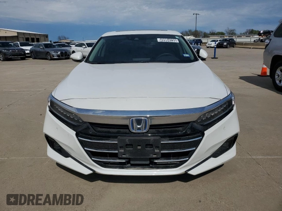 2022 Honda Accord Touring with VIN 1HGCV3F90NA022332, listed as a Copart auction lot 49904235 with 31,538 mi miles and Clean title. Bid and sale history available at DreamBid. Image 5.