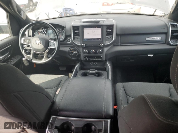 2022 Ram 1500 Big Horn z VIN 1C6SRFBT6NN159941, wystawiony jako Copart lot #59280195 z przebiegiem 52 864 mil mil oraz Szkoda całkowita • Salvage title. Historia ofert i sprzedaży dostępna na DreamBid. Obrazek 8.