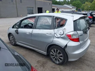 2013 Honda Fit Sport с VIN JHMGE8H59DC067410, выставлен на аукционе IAAI как лот 42319096 с пробегом 149 779 миль миль и . История ставок и продаж доступна на DreamBid. Изображение 14.