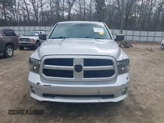 2018 Ram 1500 Tradesman z VIN 1C6RR7FT7JS204931, wystawiony jako IAAI lot #41520204 z przebiegiem 157 398 mil mil oraz . Historia ofert i sprzedaży dostępna na DreamBid. Obrazek 12.