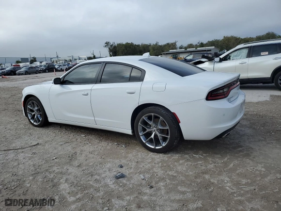 2022 Dodge Charger SXT with VIN 2C3CDXBG5NH234498, listed as a Copart auction lot 85544464 with 43,514 mi miles and Non Repairable. Bid and sale history available at carsss.com. Image 2.
