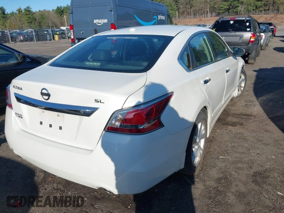 2015 Nissan Altima S with VIN 1N4AL3AP4FC159030, listed as a IAAI auction lot 42117530 with 124,237 mi miles and . Bid and sale history available at DreamBid. Image 4.