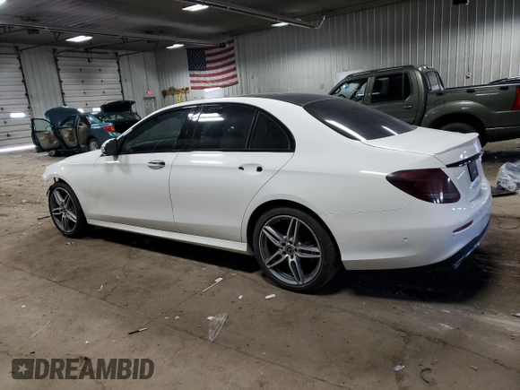 2018 Mercedes-Benz E 300 z VIN WDDZF4KB1JA426955, wystawiony jako Copart lot #56710075 z przebiegiem 47 608 mil mil oraz Czysty tytuł • Clean title. Historia ofert i sprzedaży dostępna na DreamBid. Obrazek 2.