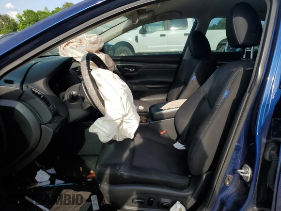 2016 Nissan Altima SR with VIN 1N4AL3AP5GC215672, listed as a Copart auction lot 54523825 with 174,099 mi miles and Salvage Title. Bid and sale history available at DreamBid. Image 7.