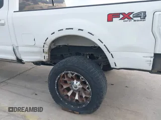 2019 Ford F-250 XL z VIN 1FT7W2BT8KEC07418, wystawiony jako IAAI lot #42261333 z przebiegiem 99 816 mil mil oraz . Historia ofert i sprzedaży dostępna na DreamBid. Obrazek 19.