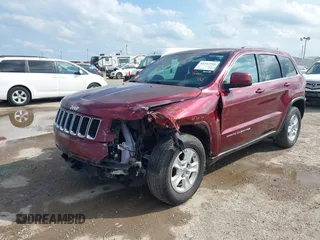 2016 Jeep Grand Cherokee Laredo with VIN 1C4RJEAG2GC386636, listed as a IAAI auction lot 42347946 with 325,943 mi miles and . Bid and sale history available at DreamBid. Image 2.