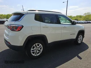 2019 Jeep Compass Sport with VIN 3C4NJDAB8KT752755, listed as a Copart auction lot 55169765 with 77,176 mi miles and Clean title. Bid and sale history available at DreamBid. Image 3.