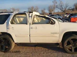 2009 GMC Yukon SLT 4SB with VIN 1GKFK33069R223478, listed as a IAAI auction lot 41466388 with 241,959 mi miles and . Bid and sale history available at DreamBid. Image 13.