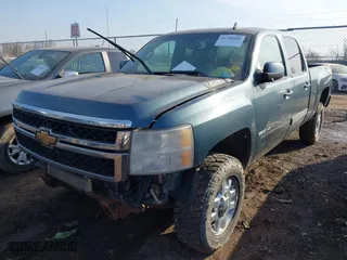 2011 Chevrolet Silverado 2500HD LTZ with VIN 1GC1KYCG6BF191235, listed as a IAAI auction lot 41792096 with 283,540 mi miles. Bid and sale history available at carsss.com. Image 17.