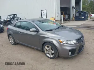 2012 Kia Forte SX с VIN KNAFW6A3XC5638233, выставлен на аукционе IAAI как лот 42127405 с пробегом 126 707 миль миль и . История ставок и продаж доступна на DreamBid. Изображение 1.