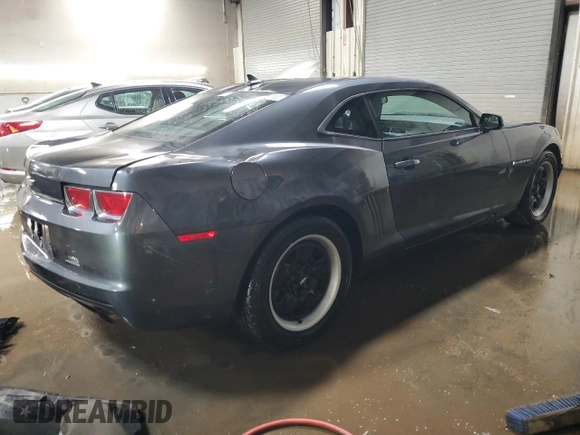 2011 Chevrolet Camaro 1LS z VIN 2G1FE1ED8B9139470, wystawiony jako Copart lot #48554505 z przebiegiem 149 513 mil mil oraz Szkoda całkowita • Salvage title. Historia ofert i sprzedaży dostępna na DreamBid. Obrazek 3.