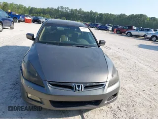 2006 Honda Accord EX-L z VIN 1HGCM56876A147156, wystawiony jako IAAI lot #42035408 z przebiegiem 386 761 mil mil oraz . Historia ofert i sprzedaży dostępna na DreamBid. Obrazek 12.