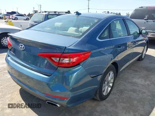 2016 Hyundai Sonata SE z VIN 5NPE24AF2GH290815, wystawiony jako IAAI lot #42314347 z przebiegiem 126 116 mil mil oraz . Historia ofert i sprzedaży dostępna na DreamBid. Obrazek 4.