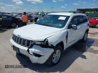 2017 Jeep Grand Cherokee Altitude with VIN 1C4RJEAG2HC618718, listed as a IAAI auction lot 42232984 with 176,458 mi miles and . Bid and sale history available at DreamBid. Image 19.