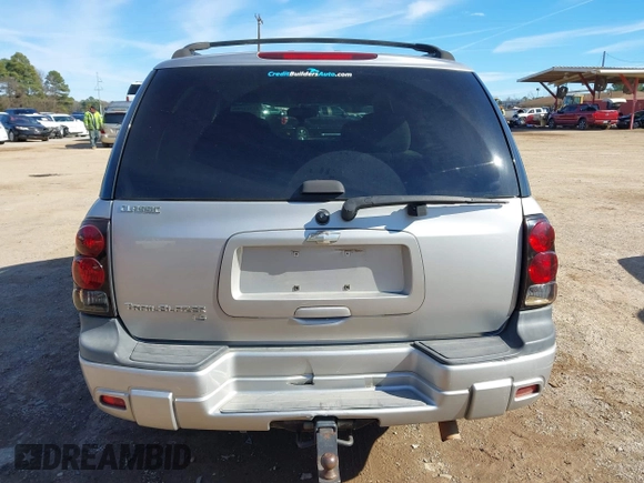 2008 Chevrolet TrailBlazer LT w/3LT with VIN 1GNDT13SX82248033, listed as a IAAI auction lot 41311086 with 202,377 mi miles. Bid and sale history available at carsss.com. Image 12.