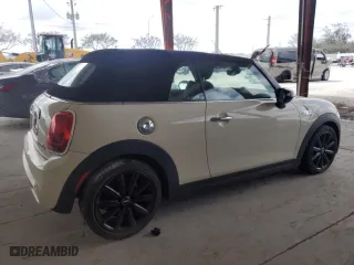 2020 MINI Convertible Cooper S with VIN WMWWJ5C02L3L07685, listed as a Copart auction lot 51907255 with 26,804 mi miles and Salvage Title. Bid and sale history available at carsss.com. Image 3.