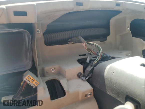 2005 Ford F-250 XL with VIN 1FTSX20P15EC23185, listed as a Copart auction lot 55887625 with Not provided miles and Non repairable. Bid and sale history available at DreamBid. Image 9.
